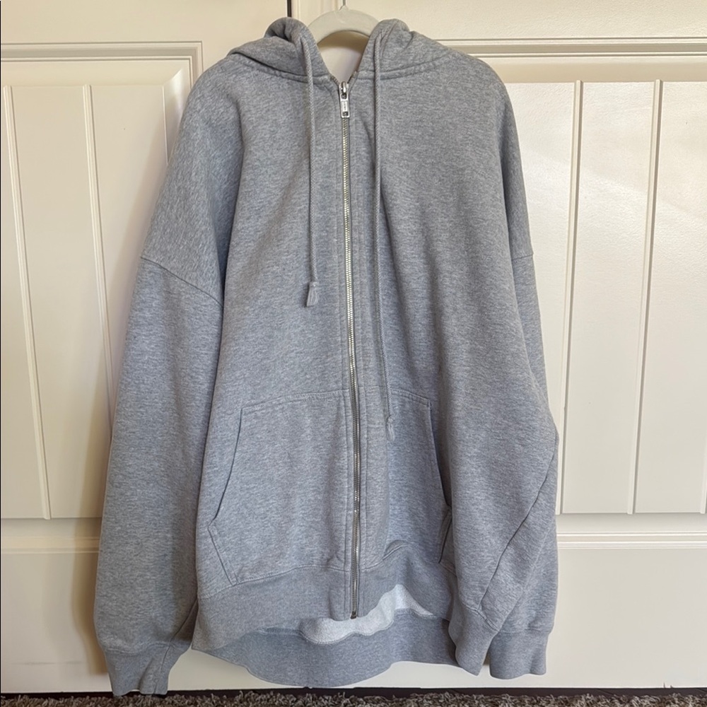 Brandy Melville Gray Zip-Up Hoodie